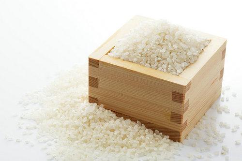 廉價進(jìn)口大米大軍壓境 國產(chǎn)米業(yè)加工廠陷困境